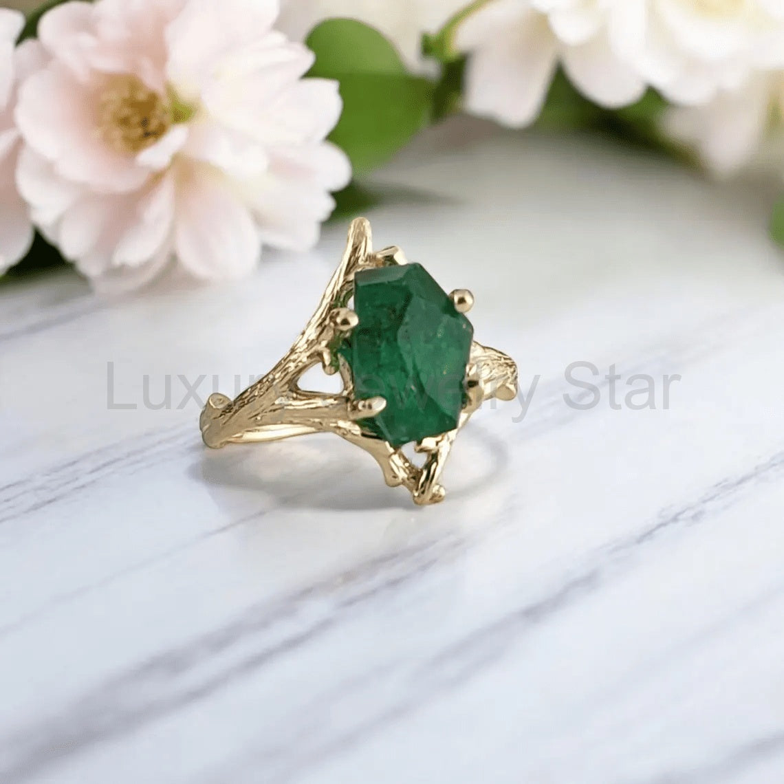 Raw Emerald Gold Ring