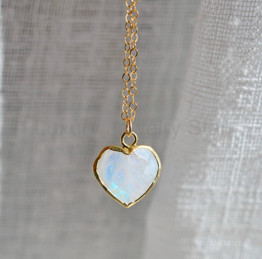Heart Pendant: Rainbow Moonstone