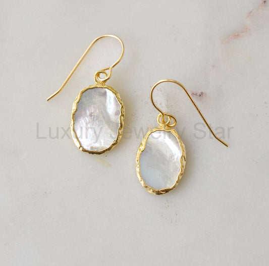 Maeve Earrings: Mother of Pearl