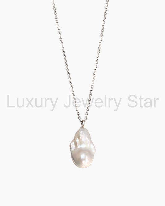 Baroque Balance Necklace