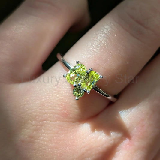 The Elia - Peridot 3 Stone Cluster Ring - image 2