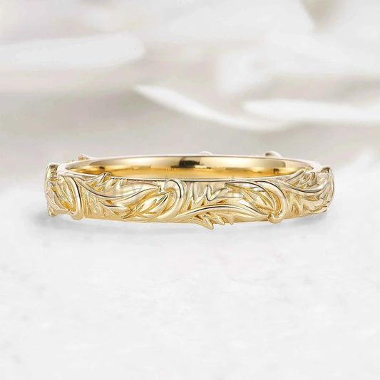 Nature Inspired Leaf Engraved Women’s Wedding Band