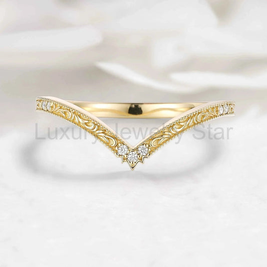 Romantic Nature Inspired Moissanite V Wedding Band
