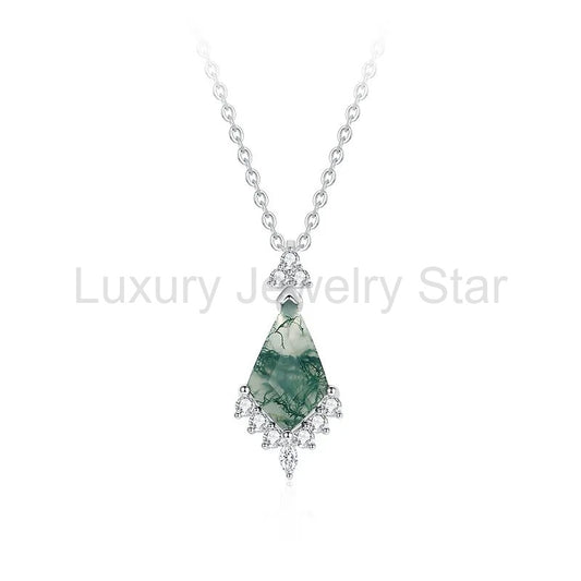 ’AeroMoss‘ Kite Shape Moss Agate Cluster Necklace