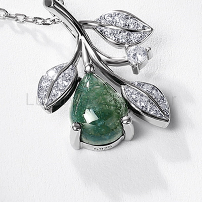 'Moss Whisper' Nature Inspired Pear Cut Leafy Moss Agate Necklace - image 6