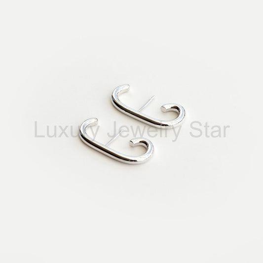 BOLD HUG EARRING - image 2