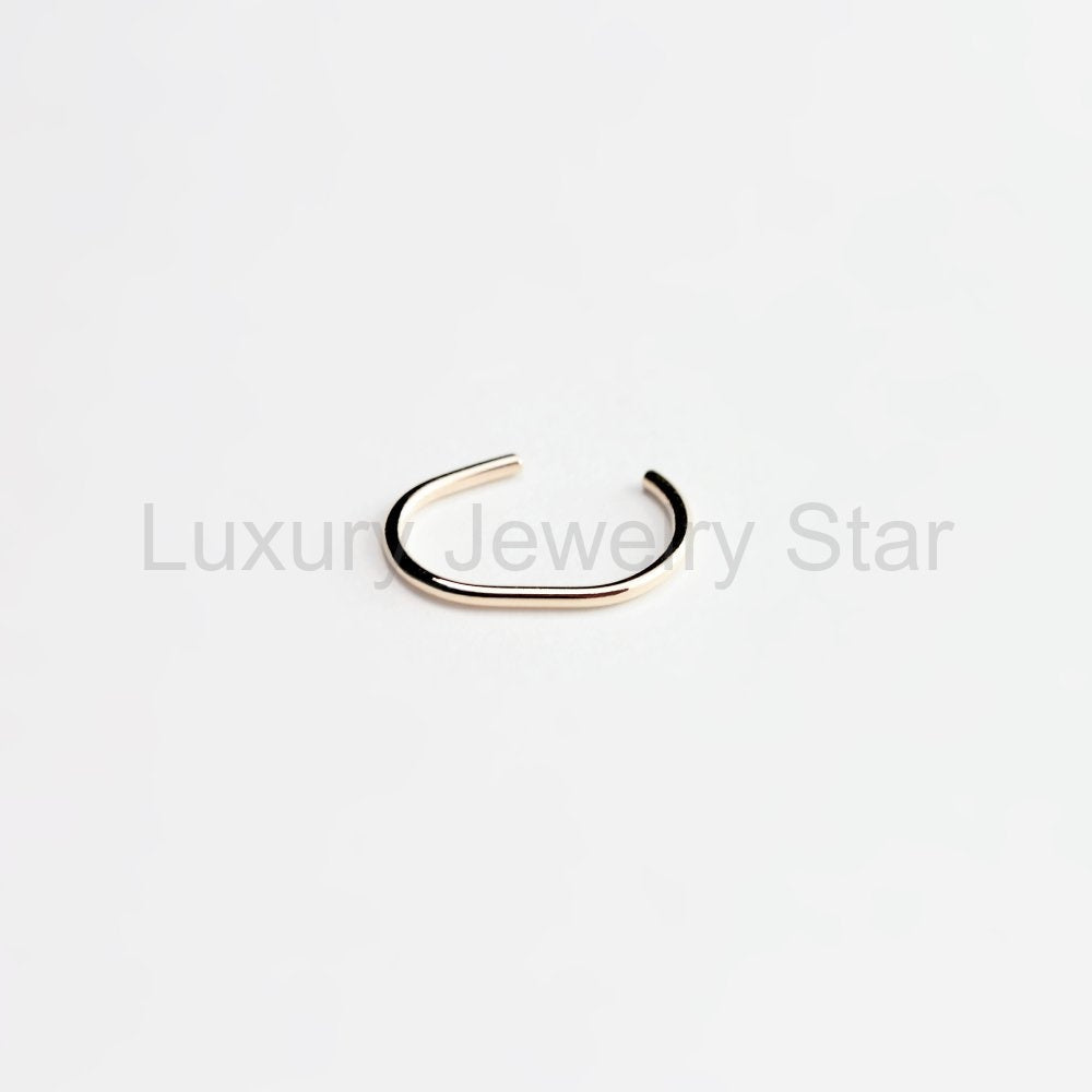 ESSENTIAL GOLD EAR CUFF