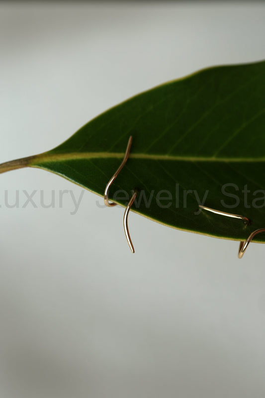 VINE SWIRL EARRING - image 2