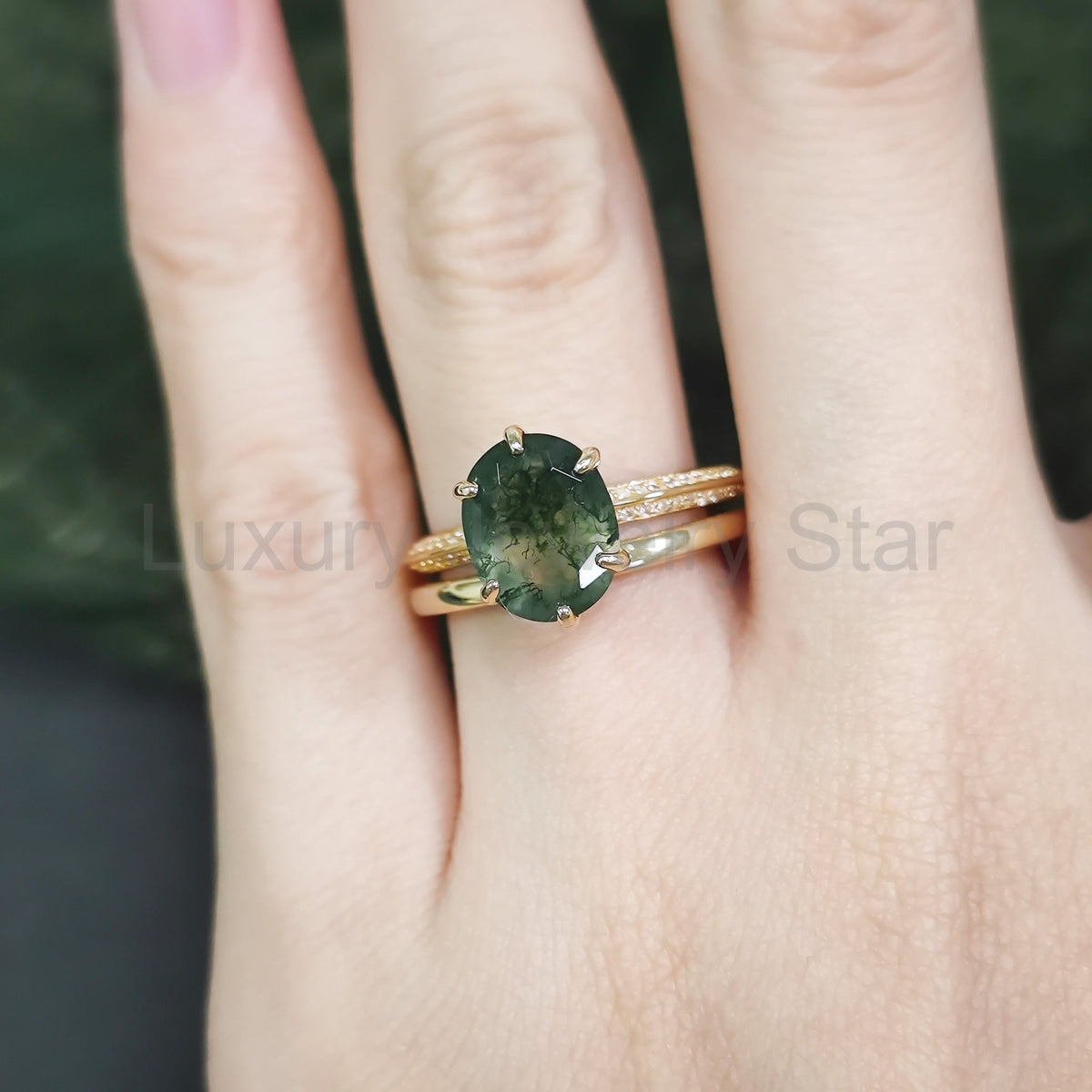Oval Classic Moss Agate Engagement Ring
