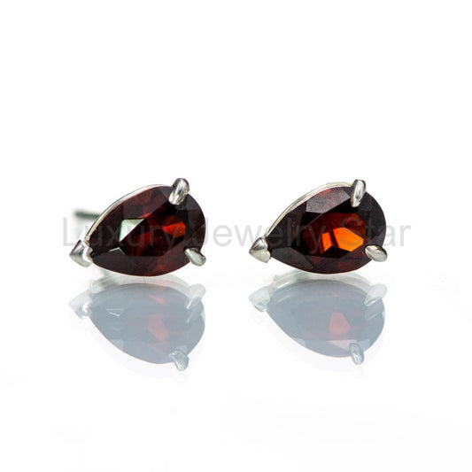 Pear Garnet Basket Set Stud Earrings