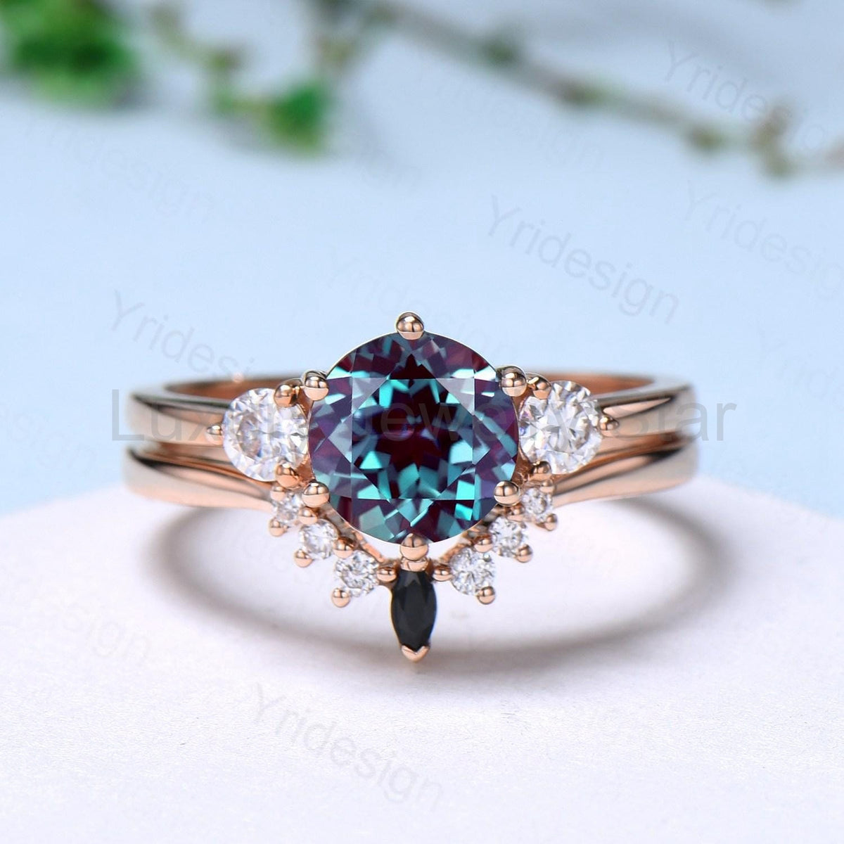 Retro Round Alexandrite Engagement Ring Alexandrite Moissanite Wedding Ring Set Three Stone Color