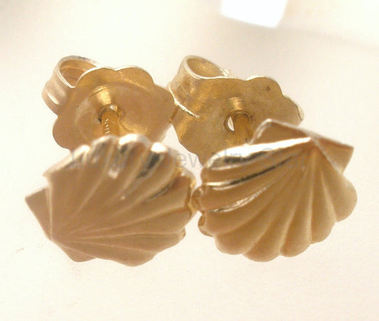 14K Yellow Gold Shell Earrings Vintage - image 2