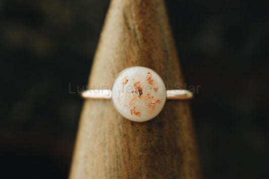 Solid Gold Round Ring - image 2