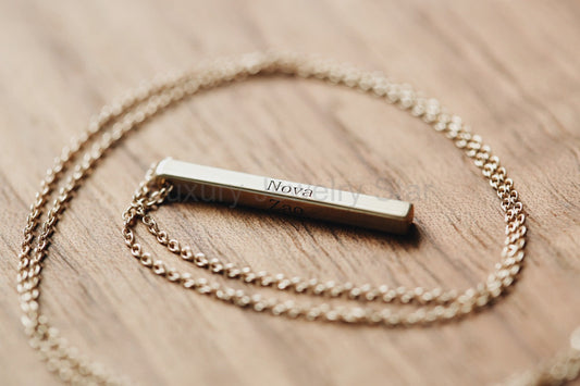 The Bar Necklace
