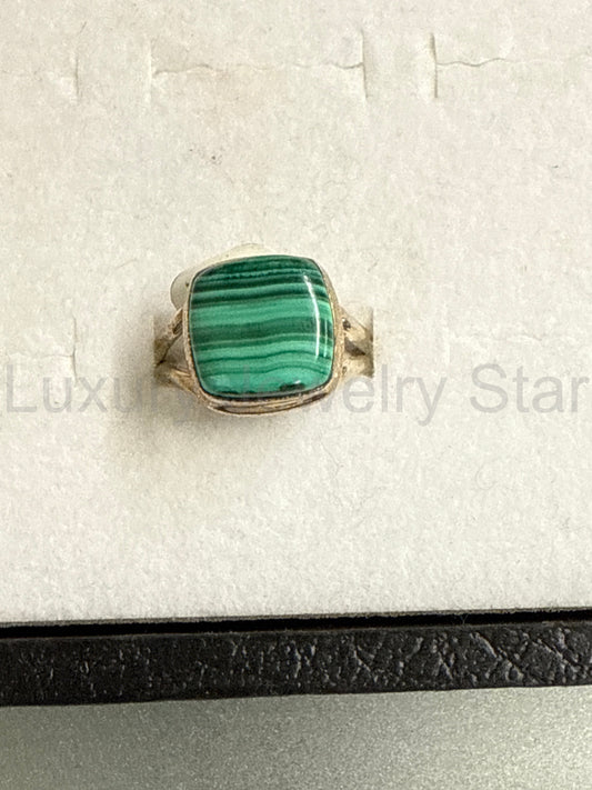 Malachite Ring Size 9 (2)