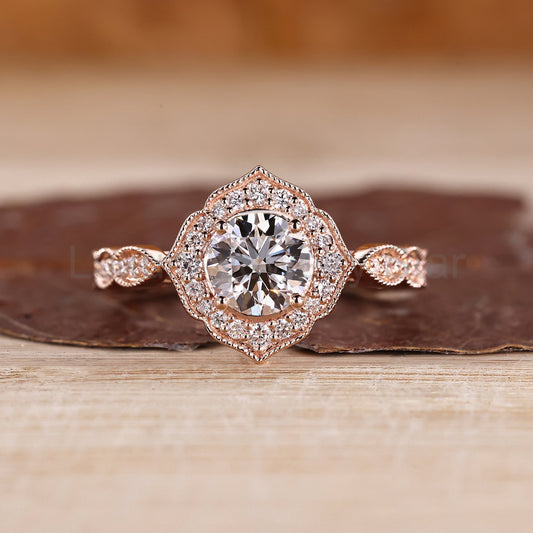 Round Cut Diamond Ring with Milgrain Details