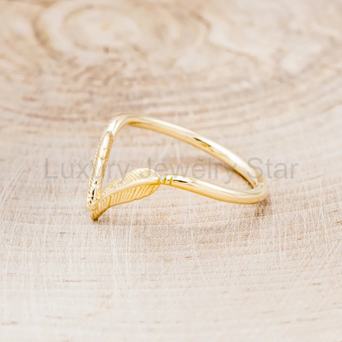 "Fala" - Feather Accented Tracer Wedding Band - 14K Yellow Gold - Size 7 - image 4