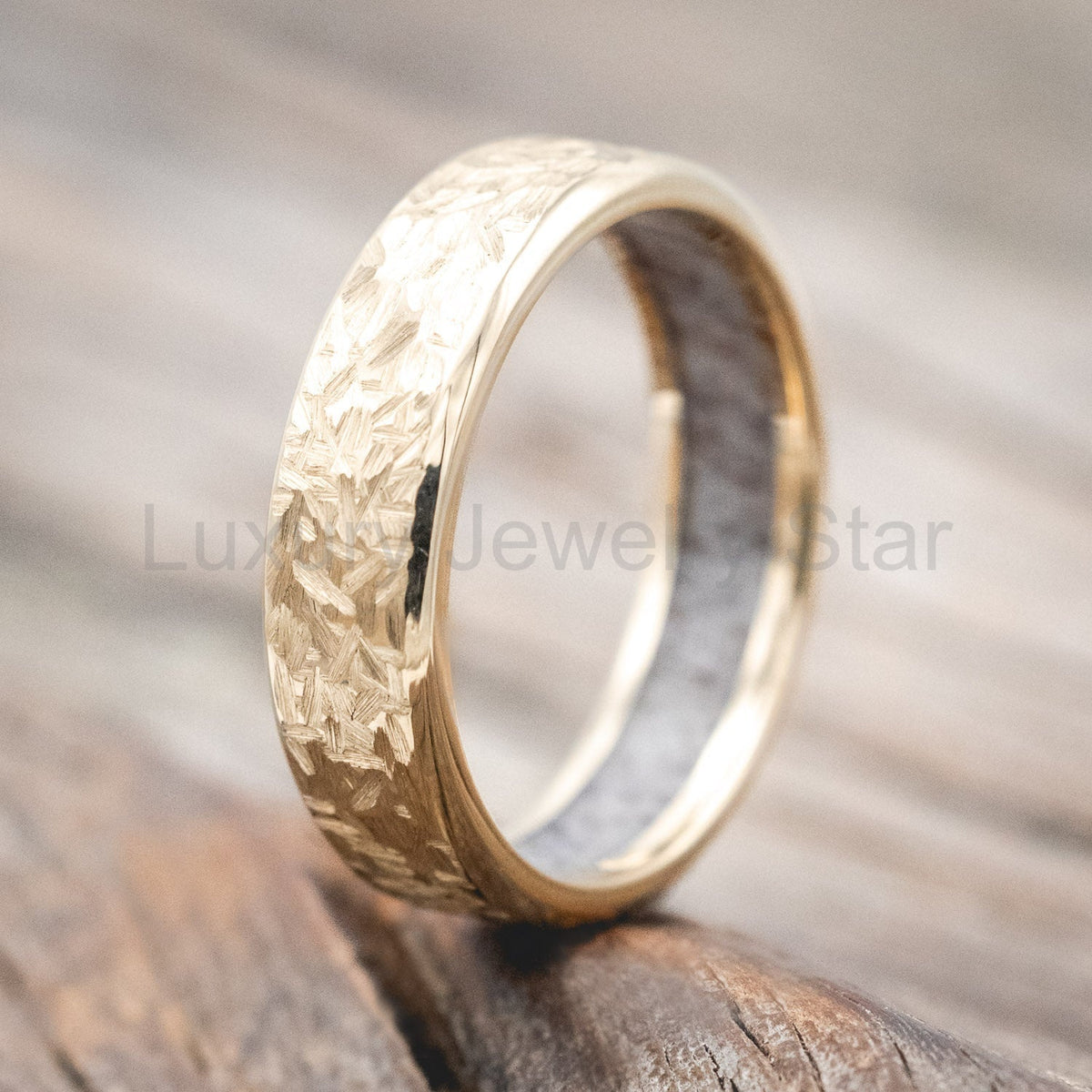 "Hyperion" - Antler Lined Wedding Band With Crosshatched Finish - 14K Yellow Gold (6mm) - Size 8 3/4