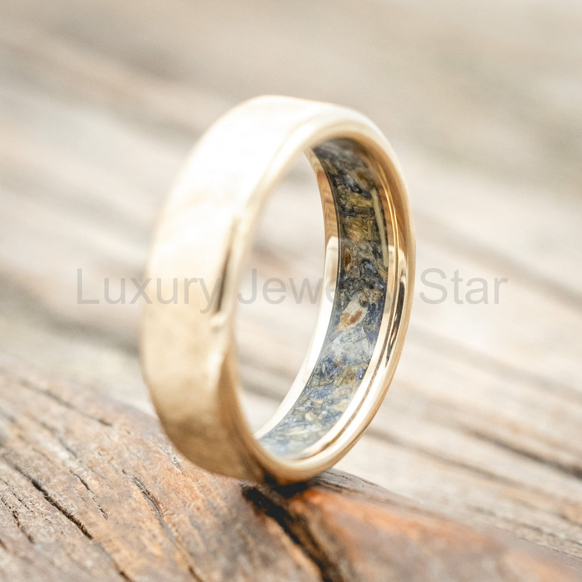 "Hyperion" - Bluebell Lined Ring With A Florentine Finish - 14K Yellow Gold (6mm) - Size 8 - image 2