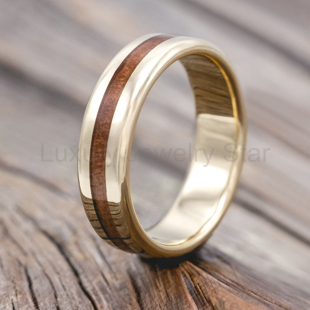 "Nirvana" - Centered Redwood Wedding Ring - 14K Yellow Gold (8mm) - Size 10
