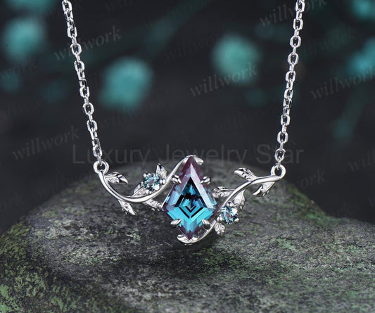 Kite cut alexandrite necklace vintage twisted leaf nature inspired three stone unique pendant women