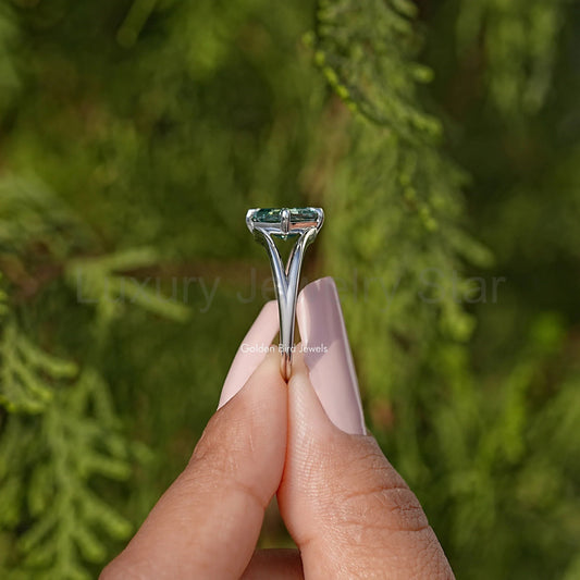Asscher Cut Moissanite Split Shank Ring