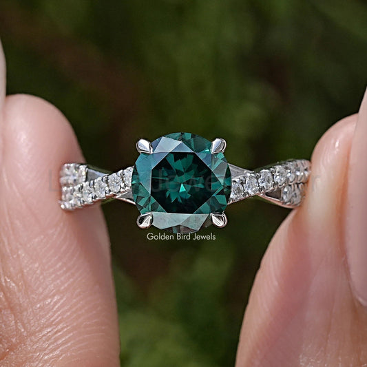 Green Round Moissanite Gemstone Twisted Accent Ring
