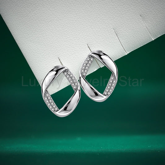 Elegant Square Frame Stud Earrings – Modern Fashion Jewelry - image 2