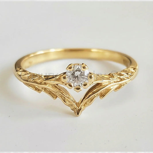 Angel’s Wing | V-Shaped Leaf Diamond Solitaire Wedding Band