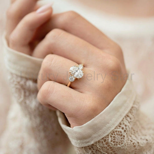 Genevieve’s Essence | 1.5CT Oval Lab‑Grown Diamond Engagement Ring