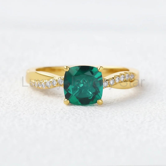 Ivy’s Twist | 2CT Cushion Cut Emerald Solitaire Engagement Ring
