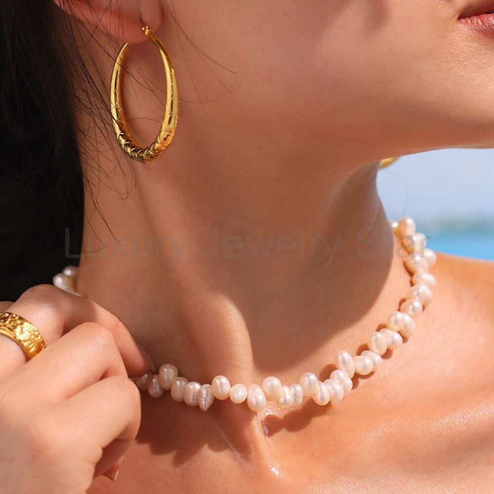 Antique Style Pearl Necklace with Baroque French Charm - image 3