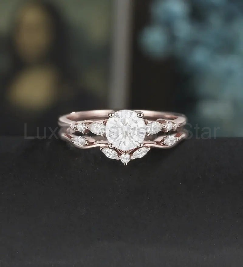 Round Cut Engagement Ring Set Solid Gold Moissanite Bridal Set Anniversary Diamond Wedding Ring