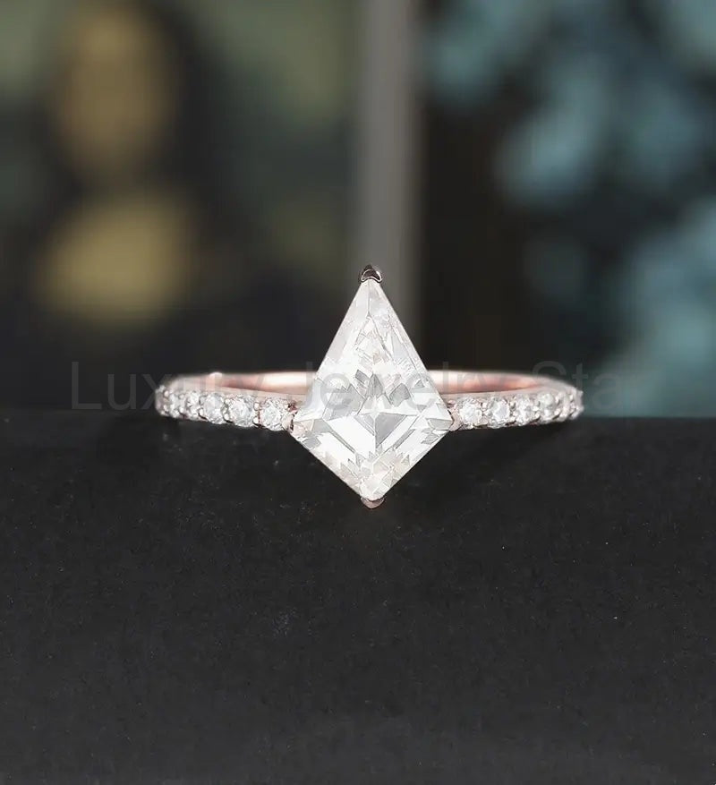 Kite Cut Moissanite Engagement Ring 10K/14K/18K Solid Gold Diamond Wedding Ring ROSE WHITE YELLOW
