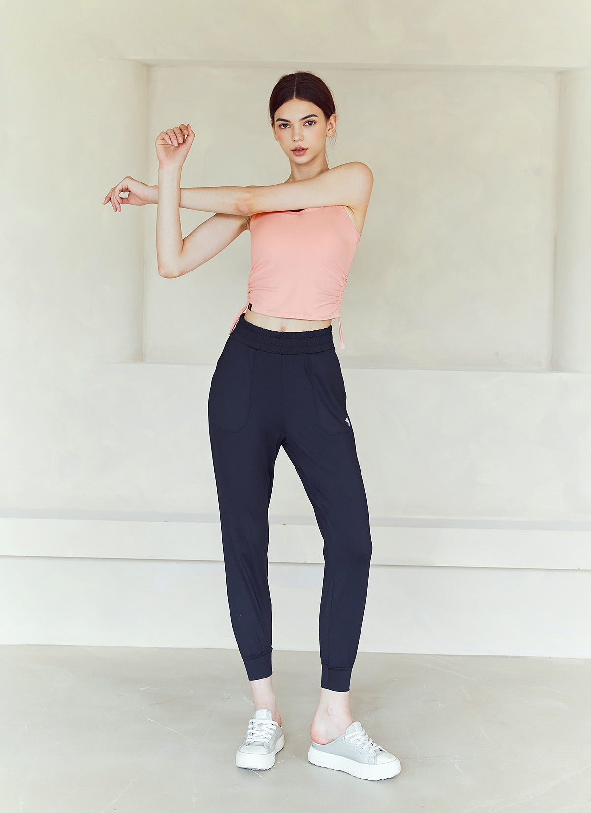 [Only New Member]Medium Feather In-Band Jogger Pants