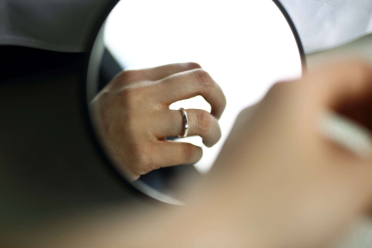 MEDIUM TORSION RING