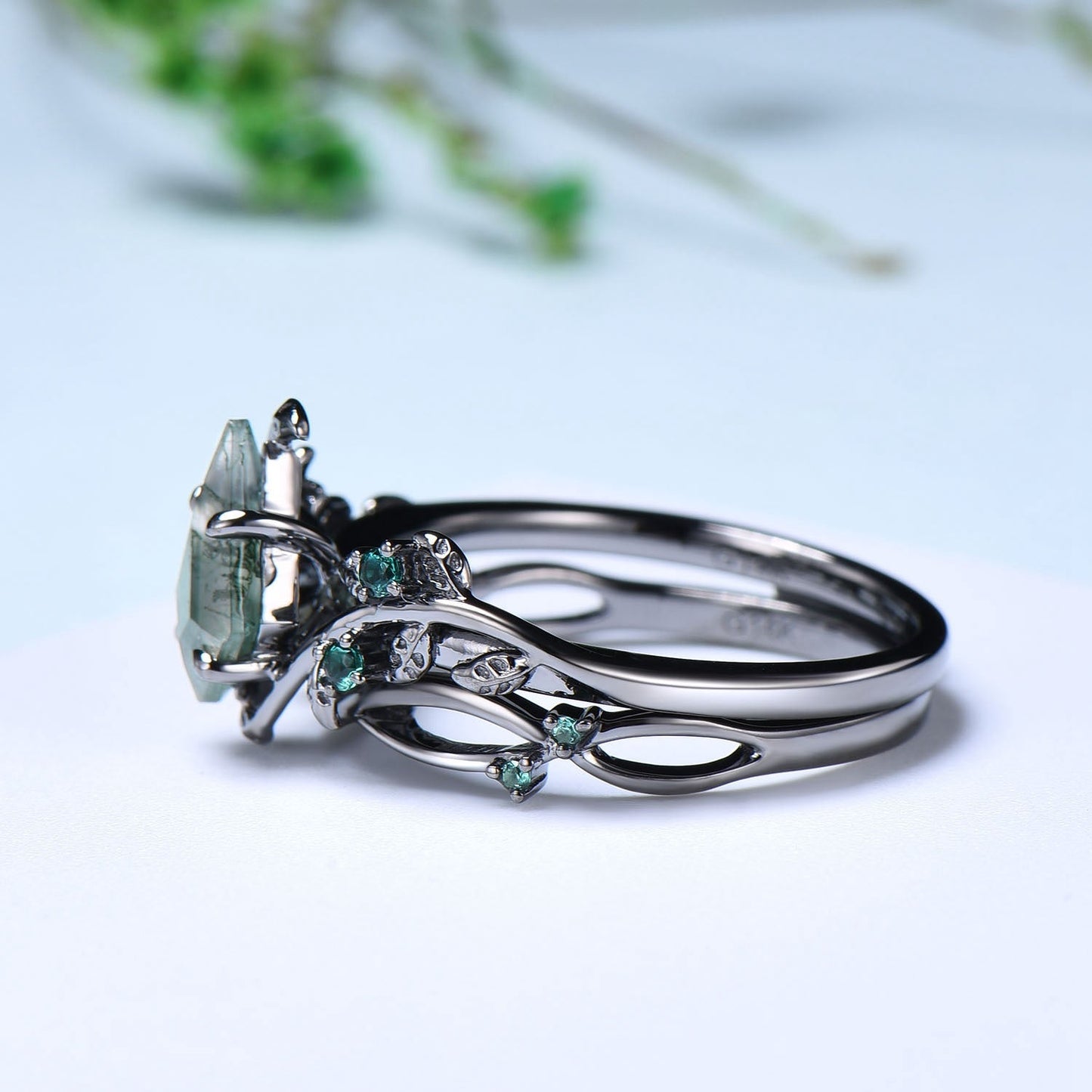 Unique black gold moss agate ring set Nature Inspired kite cut green agate engagement ring cluster emerald eye wedding ring set for women