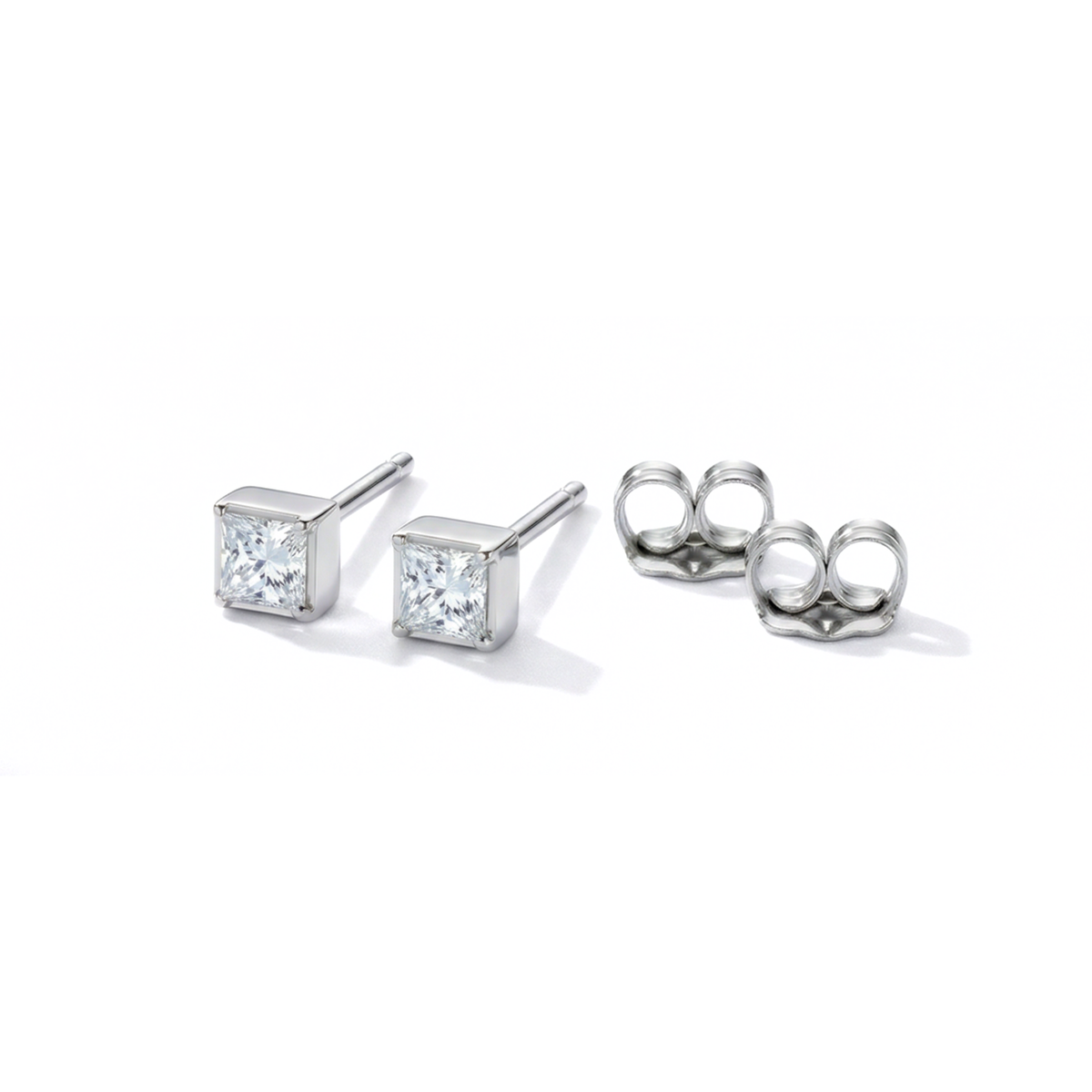 The Square Bezel Studs | 0.25 CTW | Lab-Grown Diamond |