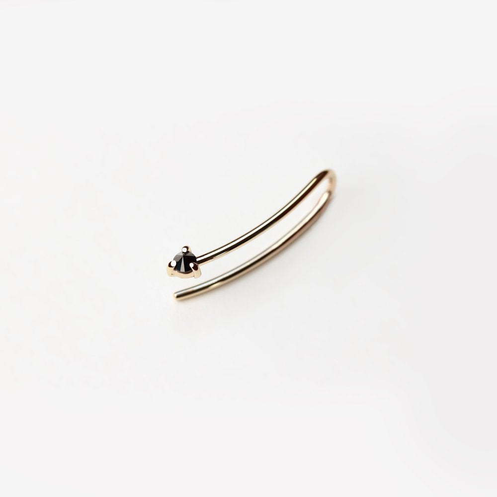 REVERSE BLACK DIAMOND LINE EARRING