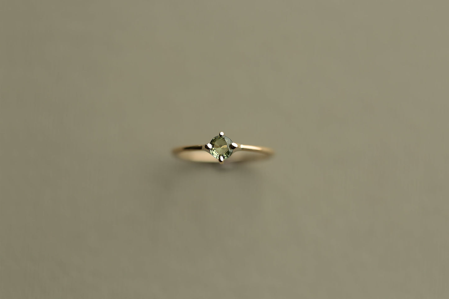 GREEN SAPPHIRE SOLITAIRE RING