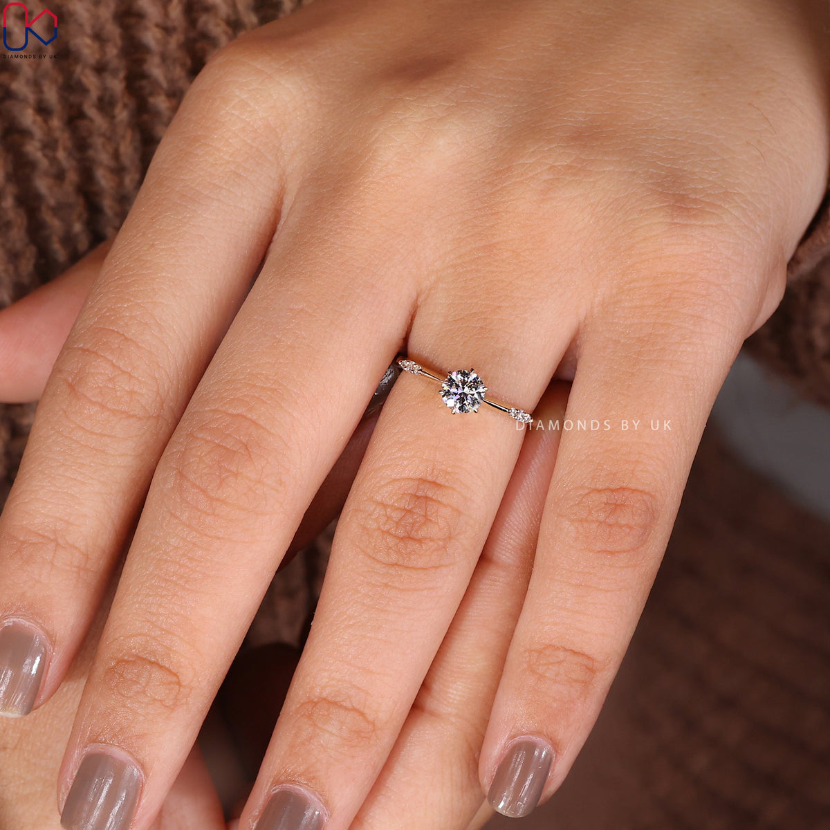 Round Brilliant Cut Diamond Ring - Knife Edge Shank