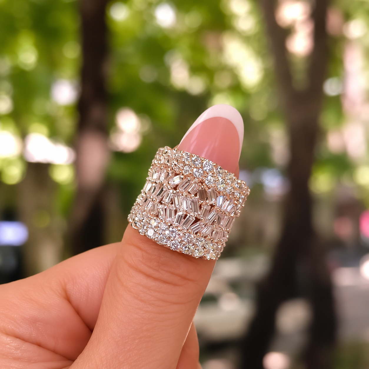 Luxurious Emerald & Round Cut Cluster Cigar Band Ring in Sterling Silver