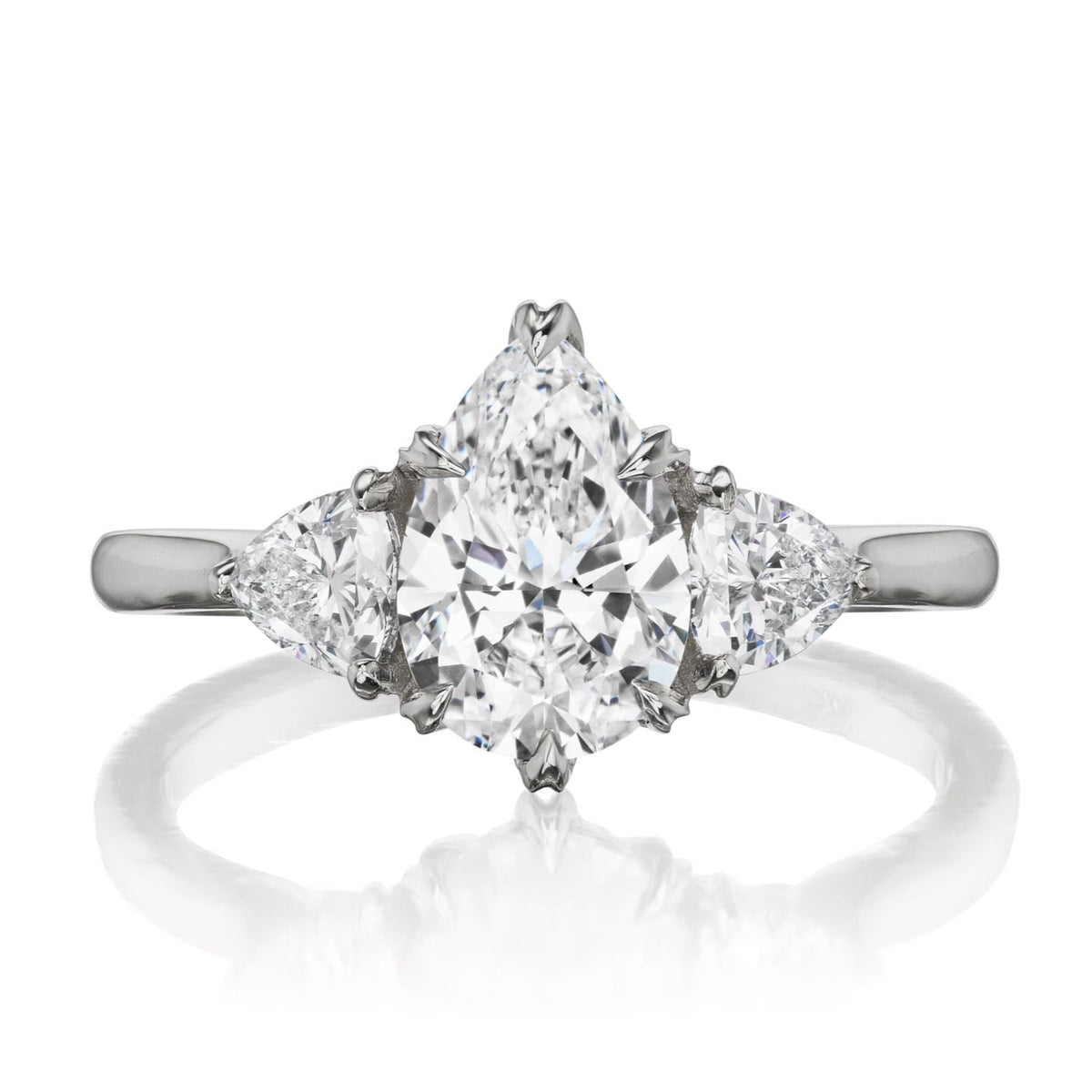 ・BRYNN・Pear Lab-Grown Diamond Center, Trillion Diamonds (1.58ctw)