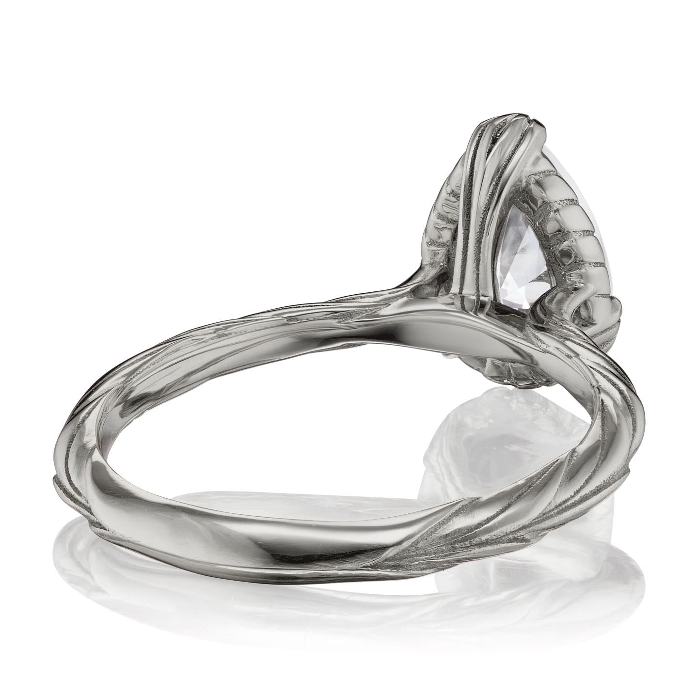 ・FIONA・Pear Moissanite, Willow Leaf Band (1.5ct)
