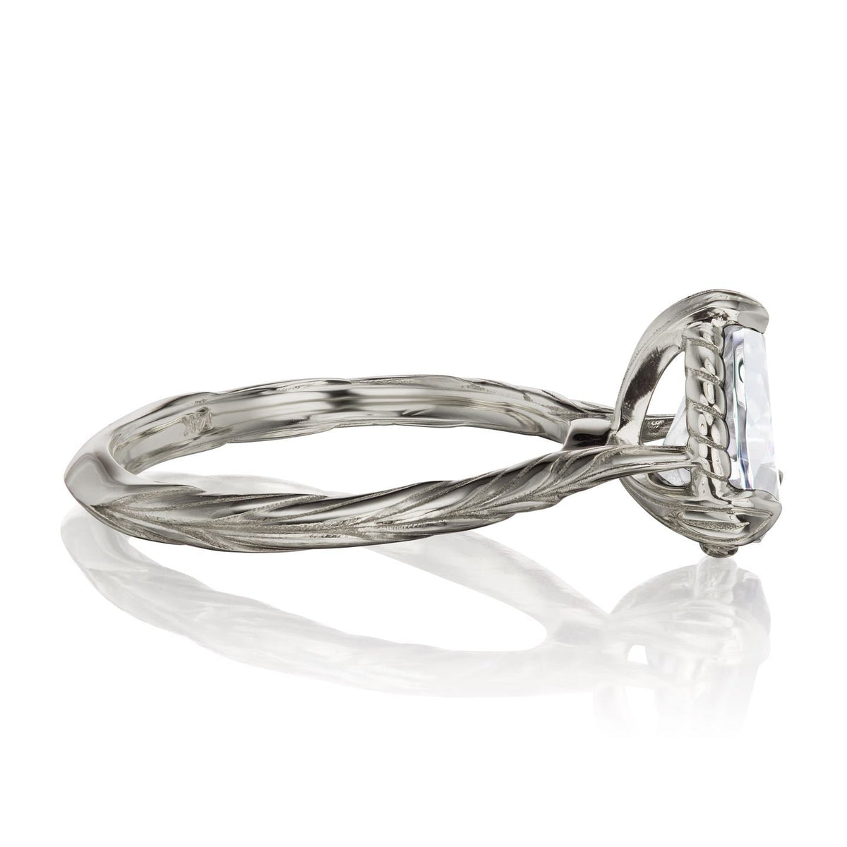 ・FIONA・Pear Moissanite, Willow Leaf Band (1.5ct)