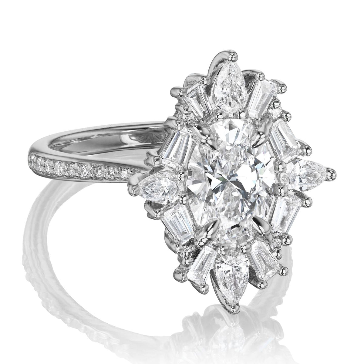 ・MAEVE・Oval Lab-Grown Diamond Center, Diamond Halo (2.34ctw+)