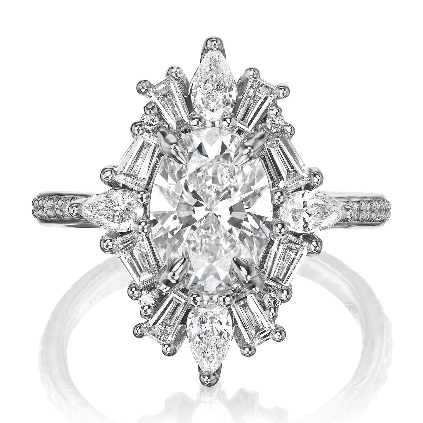 ・MAEVE・Oval Lab-Grown Diamond Center, Diamond Halo (2.34ctw+)