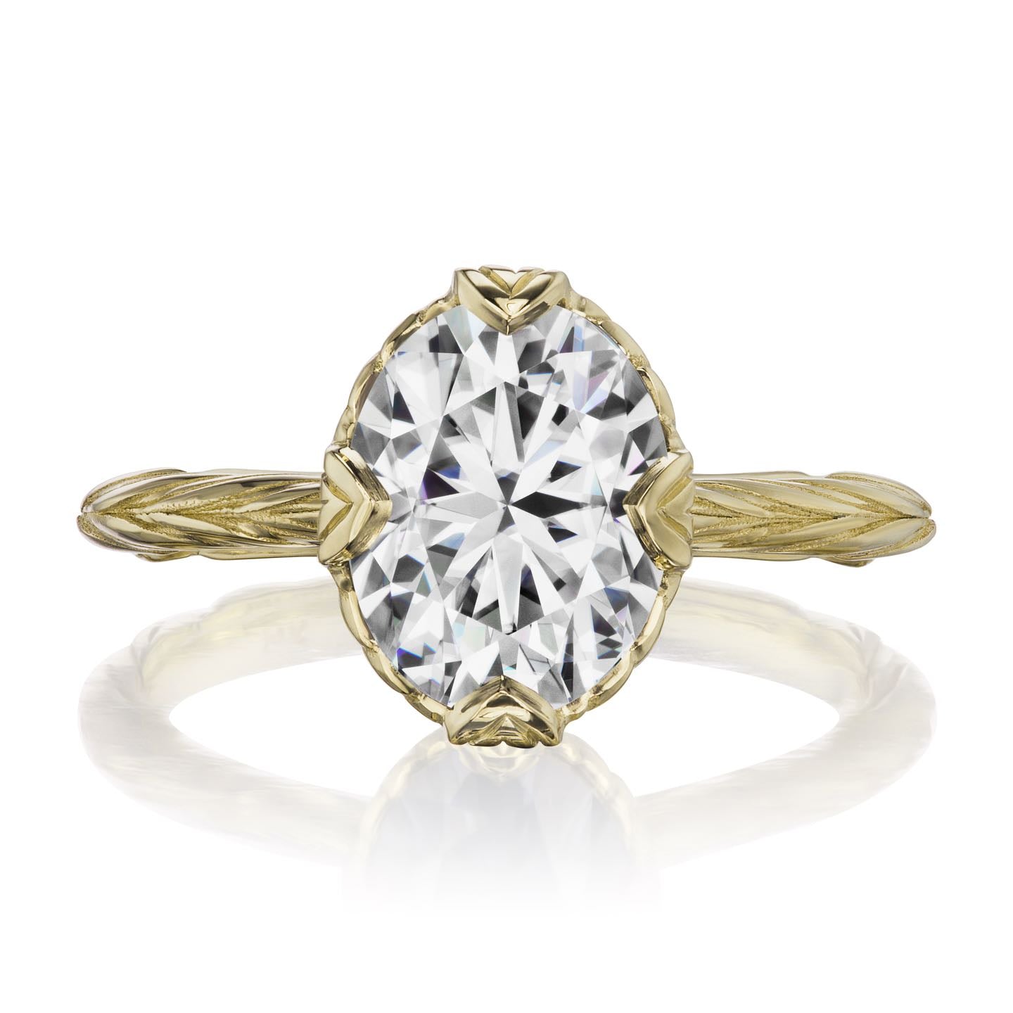 ・OLIVIA・Oval Moissanite, Willow Leaf Band (2.1ct)