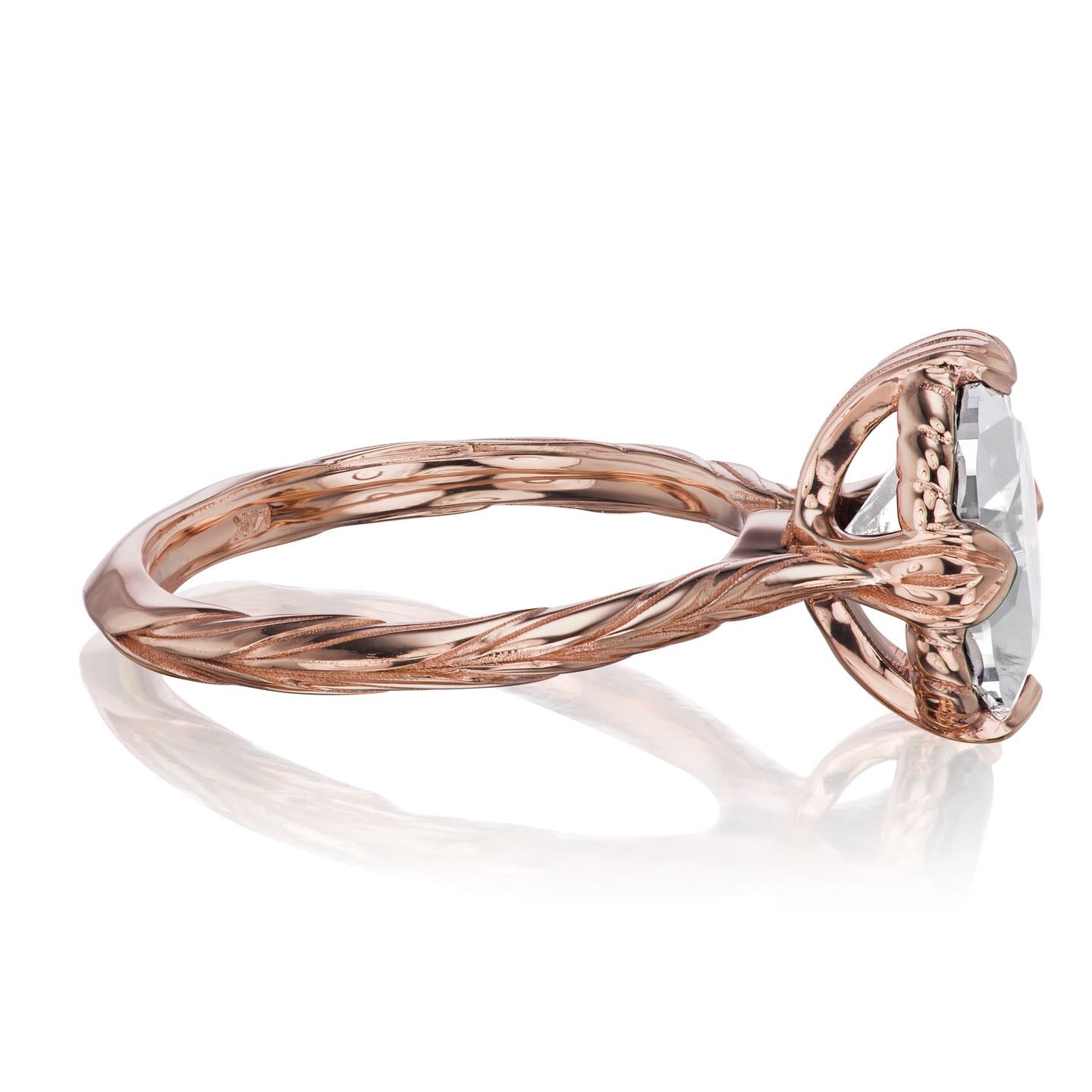 ・OLIVIA・Oval Moissanite, Willow Leaf Band (2.1ct)