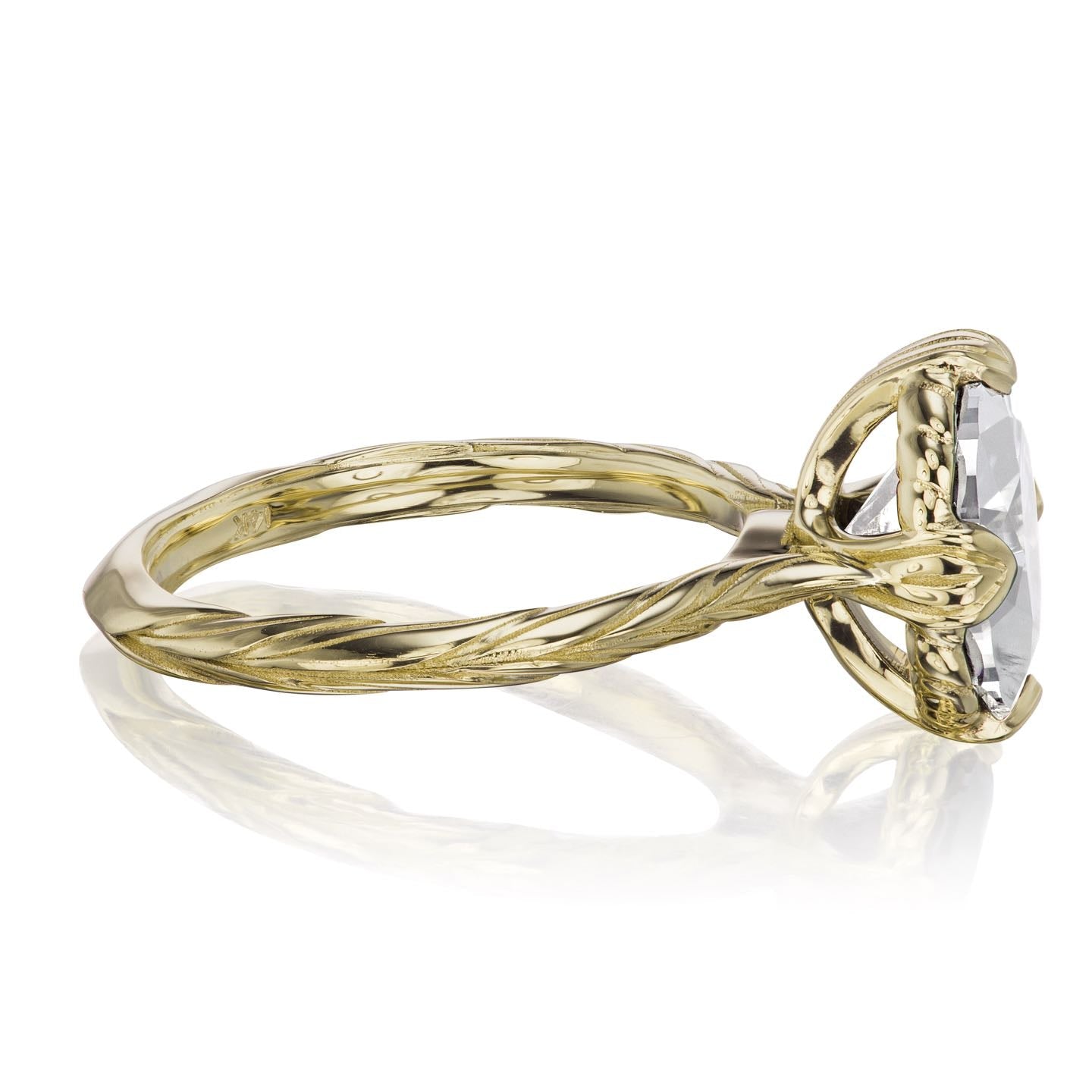 ・OLIVIA・Oval Moissanite, Willow Leaf Band (2.1ct)